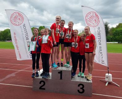 LAZ Rhede - 3x800m Staffeln Bottrop Beitragsfoto